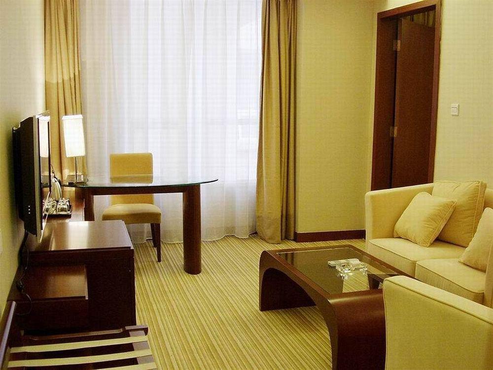 Long Zhou Grand Hotel Guangzhou Exterior photo